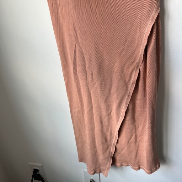 Hatch The Naomi Wrap Dress Clay Peach Maternity Short Sleeve Dress - Picture 4 of 8